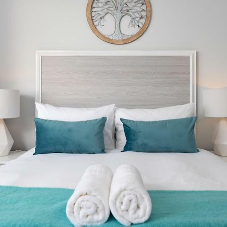 Saratoga Apartments By Propr Cape Town Bagian luar foto